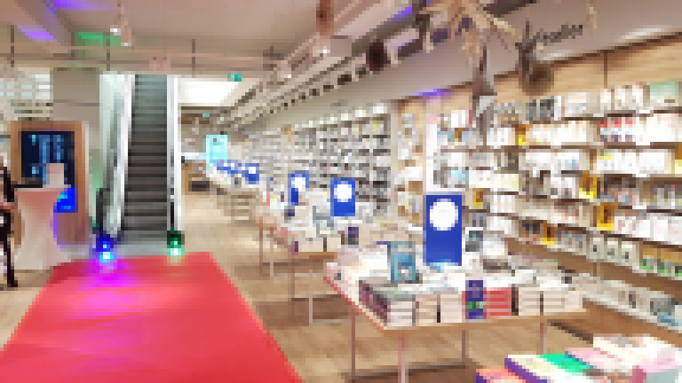 Blick links in die lichte neue Gestaltung...