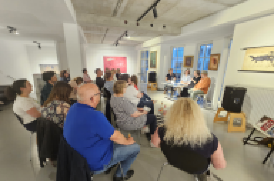 Veranstaltungen mit Verlegerinnen und Verlegern in Buchhandlungen: Diskussion mit Elke und Vera Corsmeyer, Günther Butkus, moderiert von Regionaldirektorin Anja Bergmann (Foto: LD-Koeffler)