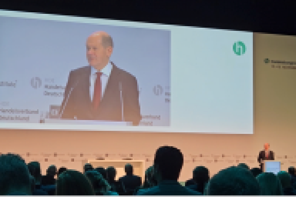 Olaf Scholz: Kanzlers Mutmachen im Widerstreit zur Gewinn- und Verlustrechnung (Foto: LD)